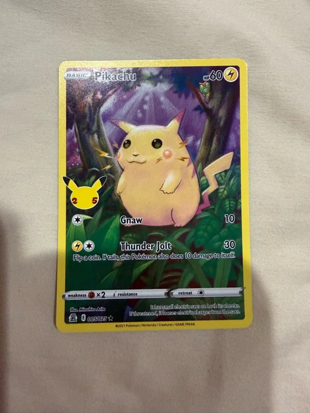 Pikachu-Celebrations - Picture 2 of 3